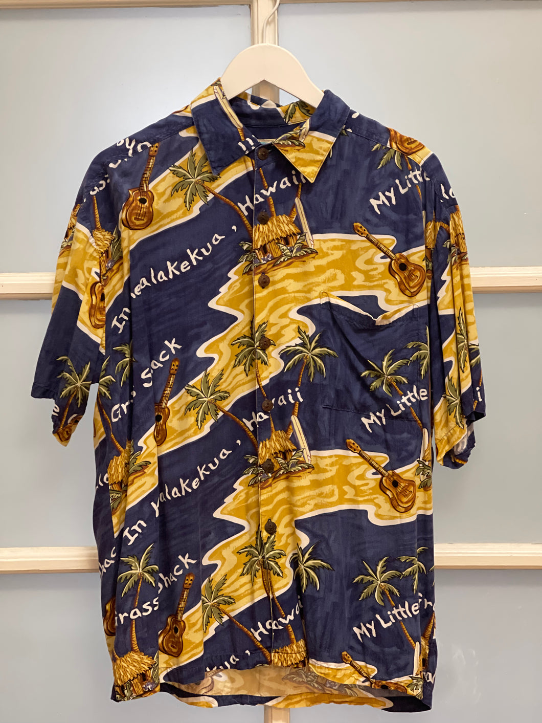 Ohanalei Vintage - Hawaii “Grass Shack/Ukulele” Aloha Shirt